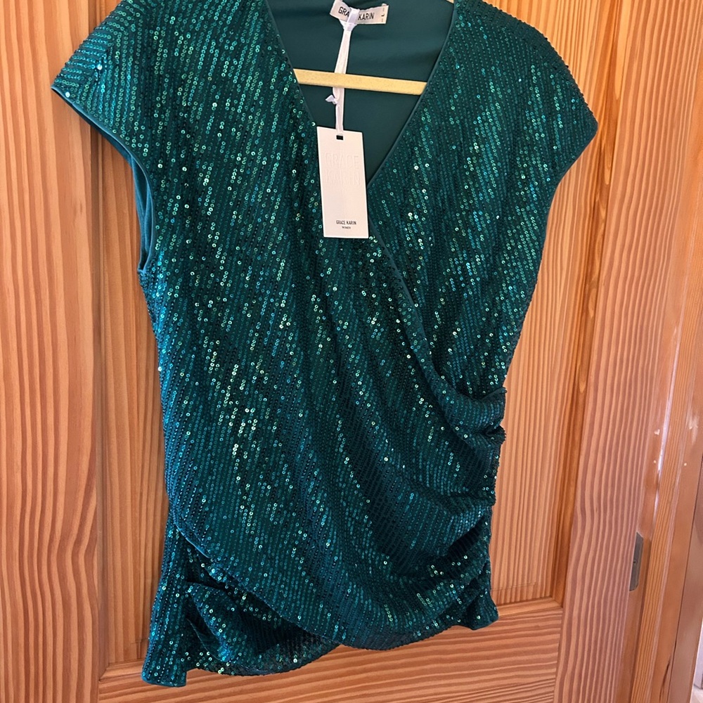 Grace Karin Sleeveless Emerald Green Sequin Blouse Top Size Large NWT